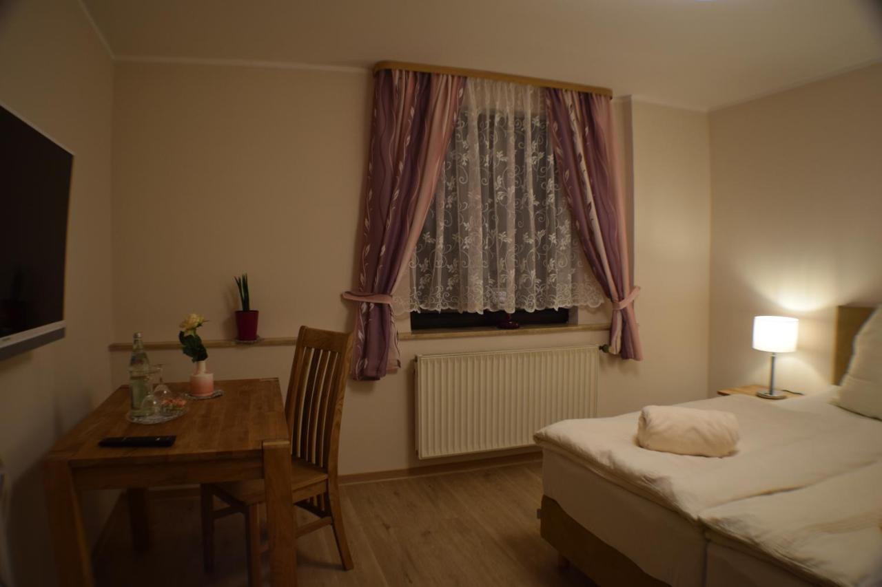 Hotel Buergergesellschaft Betzdorf エクステリア 写真